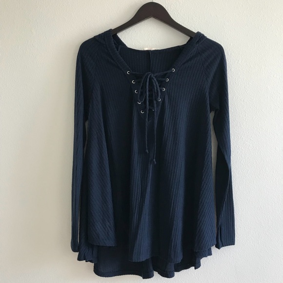 LAST3️⃣//HEATHER GRAY LACE UP HOODIE - Picture 7 of 12